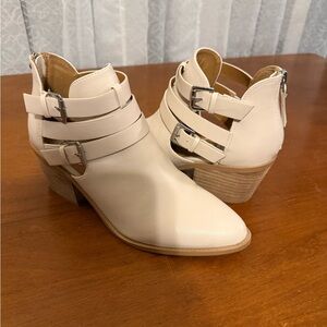 DV by Dolce Vita Cream Ankle Booties with Buckle Detail